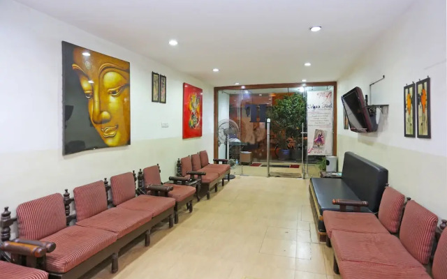 OYO Flagship 42717 Hotel Fort