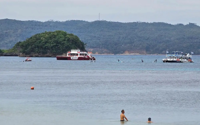 Evelyn Azure Escapes Boracay Newcoast