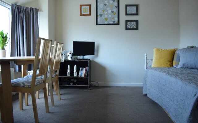 Cosy 2 Bedroom Apartment in Oxford