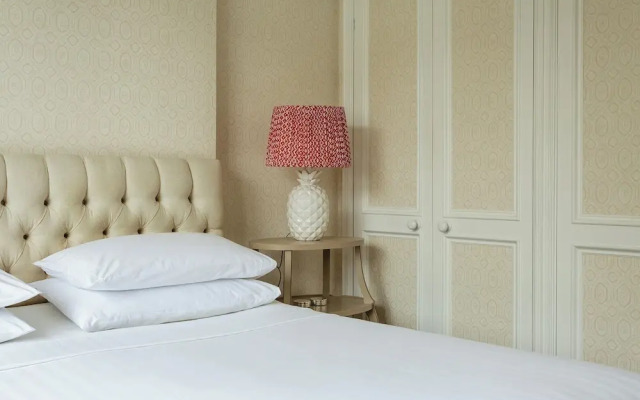 Aldridge Road Villas Ii By Onefinestay