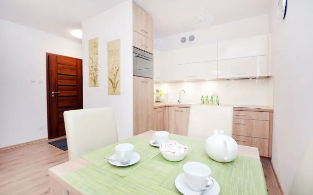 Golden Sun Apartments  - Solny