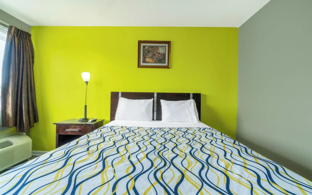 Lamplighter Inn By OYO Independence