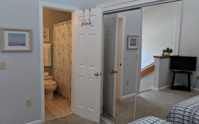 Palm Beach Club by Surfside VR