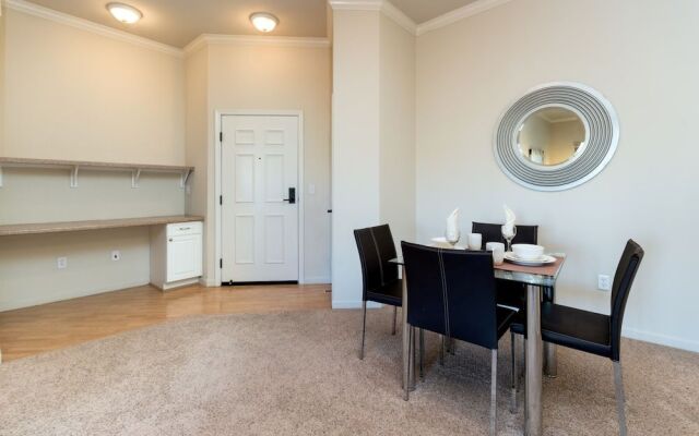 Bluebird Suites in Santa Clara