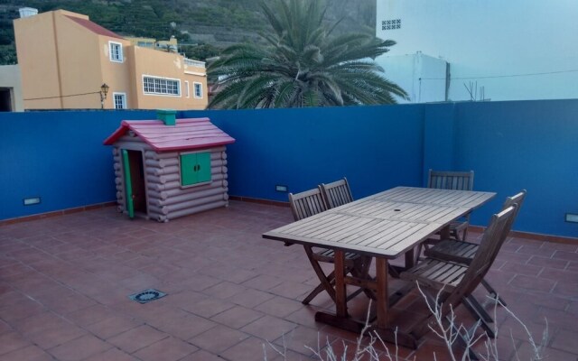 Live Las Aguas House