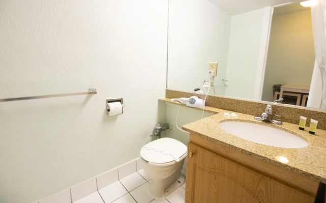 656 Studio Apartment Hollywood Beach