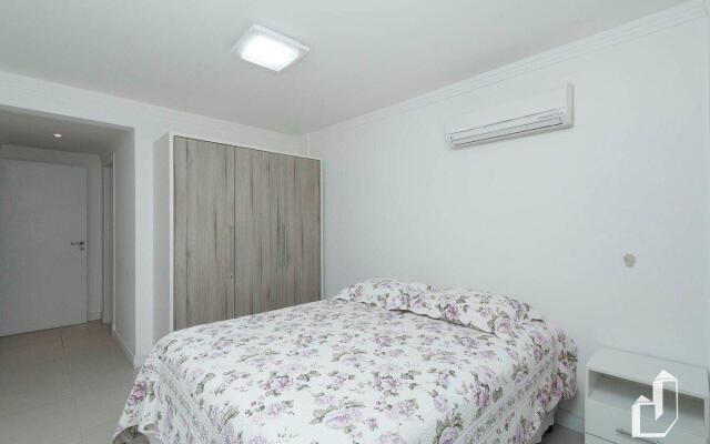 Kremer Residence: Apartamento Amplo Próximo ao Mar