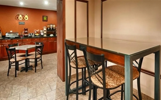 SureStay Plus Hotel by Best Western Jackson