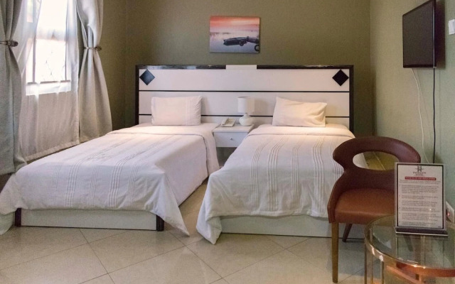 Pavillion Hotel