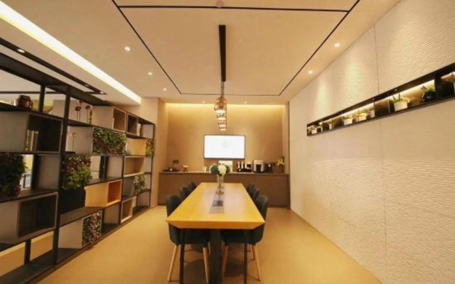 Homeinn Selected Hotel (Anyang County High-Speed Railway Station)