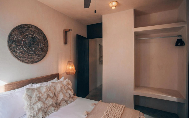 Round Villa Private Pool & Jungle rooftop 2A