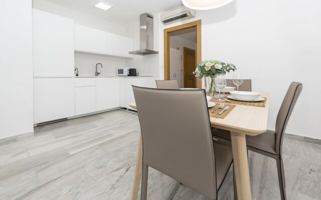 Gibralfaro Premium Center