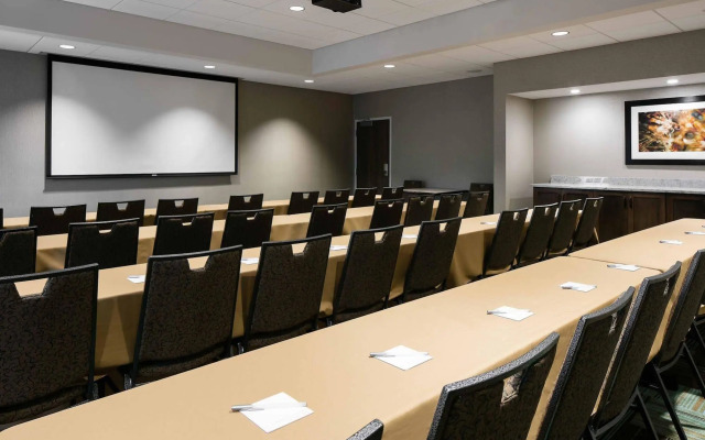 Hampton Inn & Suites Hudson