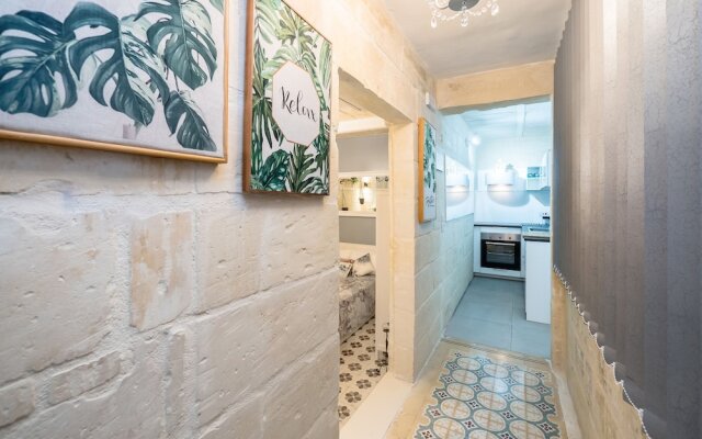 Valletta South Street Apartment