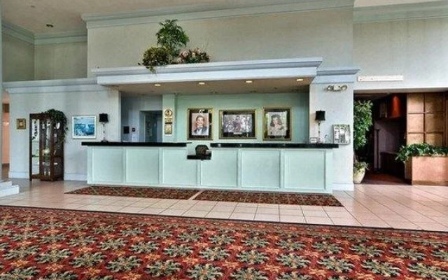 Rodeway Inn & Suites & Conference Center