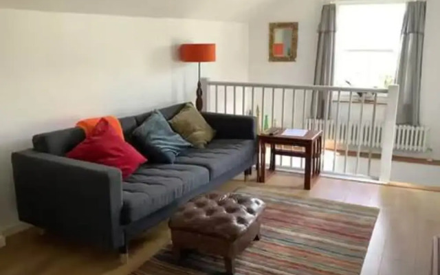 The Coach House Penzance- Cosy Nook for 2