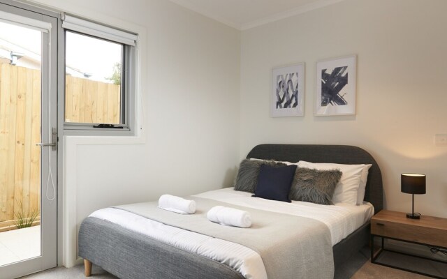 Sleek and Spacious Flat