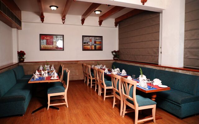 Hotel Baljees Regency