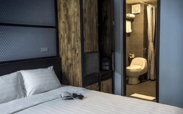 The Chi Novel Hostel