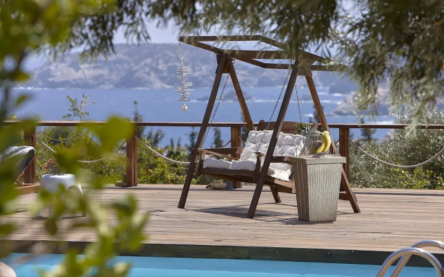 Mountainside Villa w Pool Breathtaking sea View