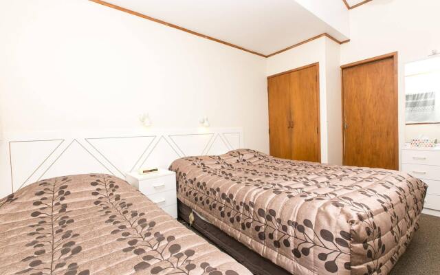Ranfurly Evergreen Motel