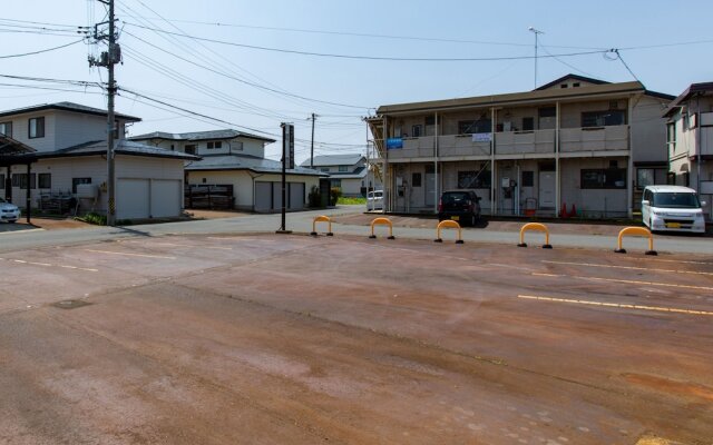 OYO Business Takahata Ekimae Hotel