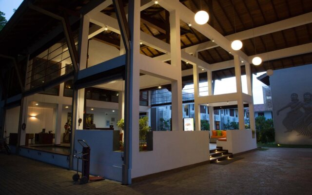 The Thinnai Hotel