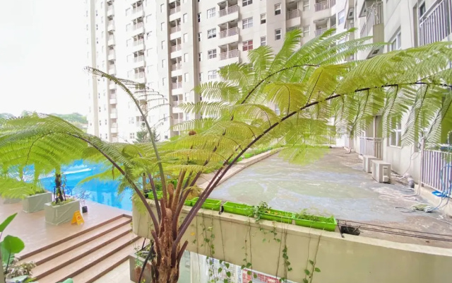 Homey And Comfy Studio Apartment At Parahyangan Residence