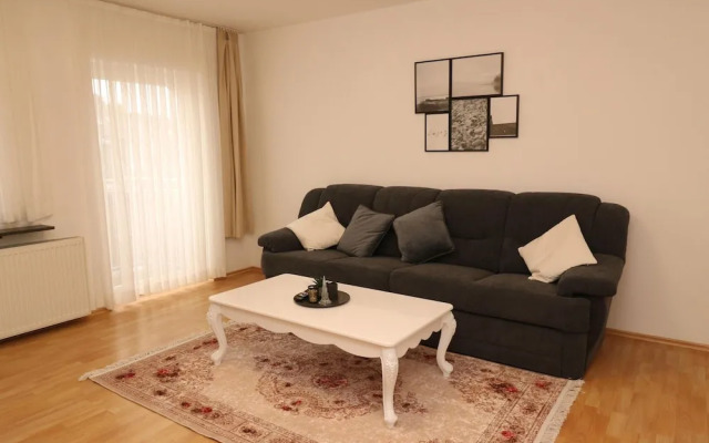 Central Apartment Near the Trade Fair