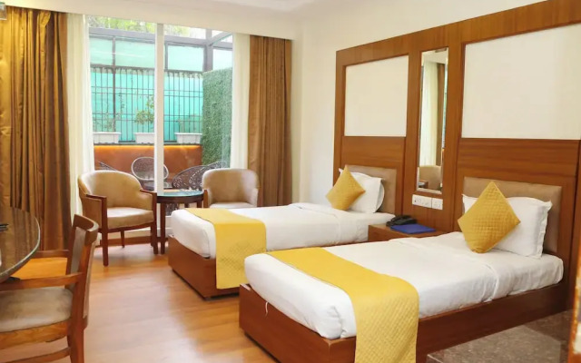 Karon Hotel - Lajpat Nagar