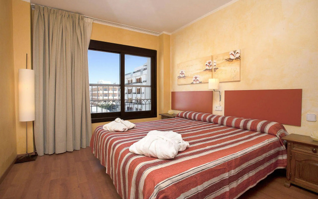 Parot Apartments