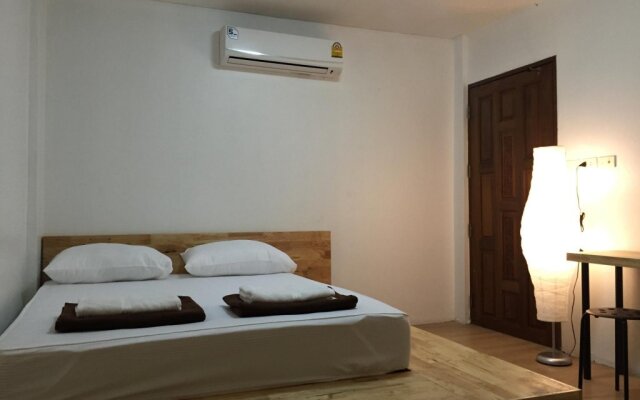 Once in Bangkok with Me Guesthouse