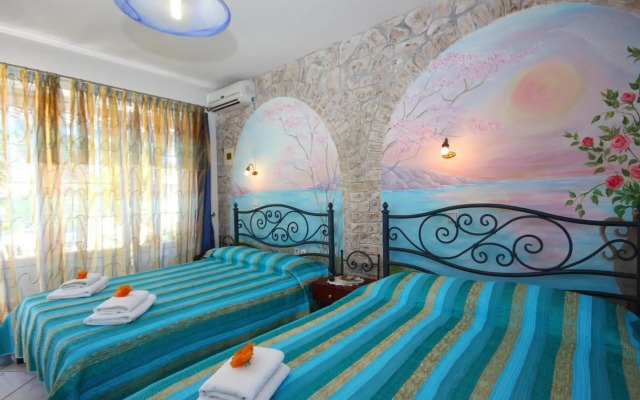 Amaryllis Studios