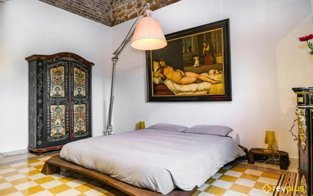 ML Colosseum Apartment