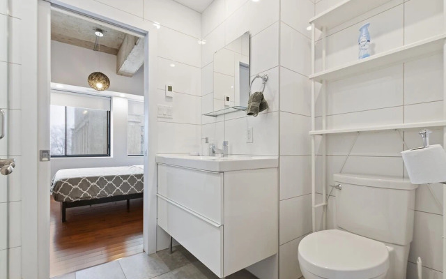 Condotel LeLuxe St-Denis St - mtlFlats