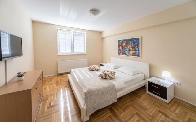 F Apartmani Kragujevac - Luxuary Business Suites