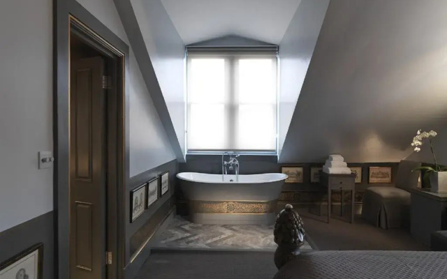 Blakes Hotel London