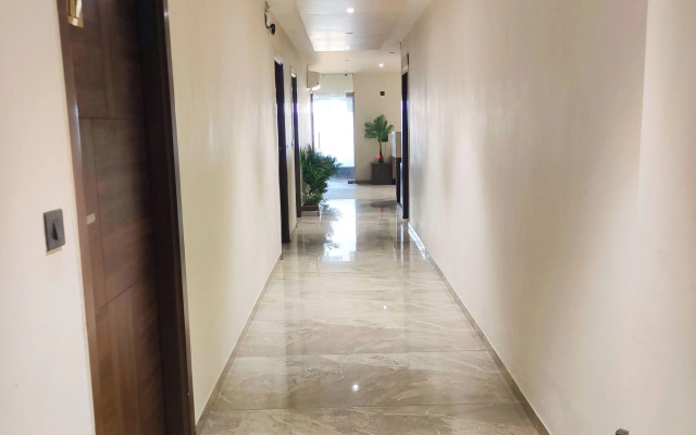 OYO 16604 Hotel Sparsh Inn