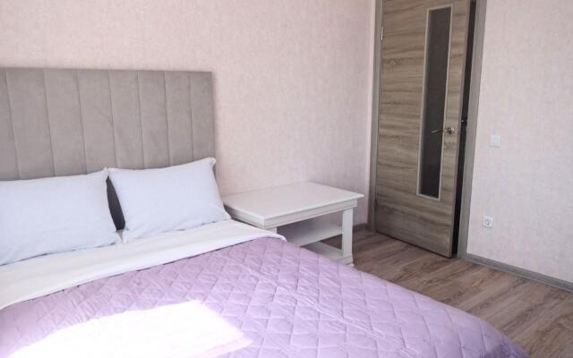 Апартаменты Up Apart (Ап Апарт)  на улице 9 Января 68/2 корп. 4