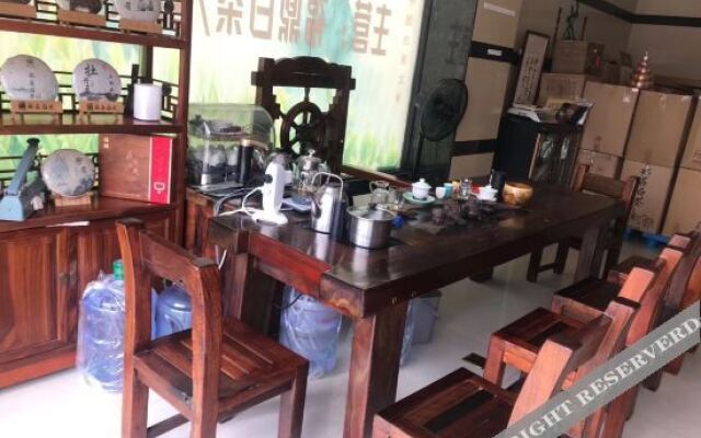 Fanghua Hotel (Fuding Taimushan Branch)