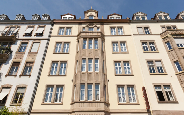 Hotel The Originals des Princes Strasbourg Centre (ex Qualys-Hotel)