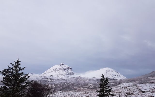 Newton Lodge