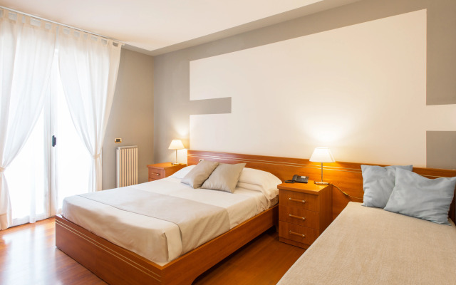 Loano 2 Village Hotel