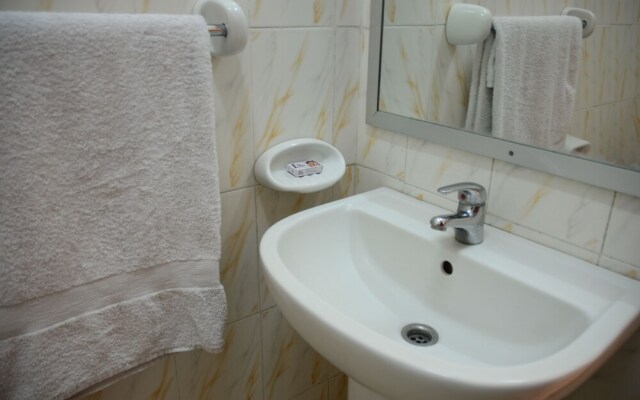 IRIS Hotel