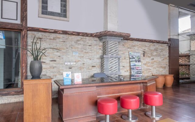 OYO 1869 Hotel Buah Sinuan