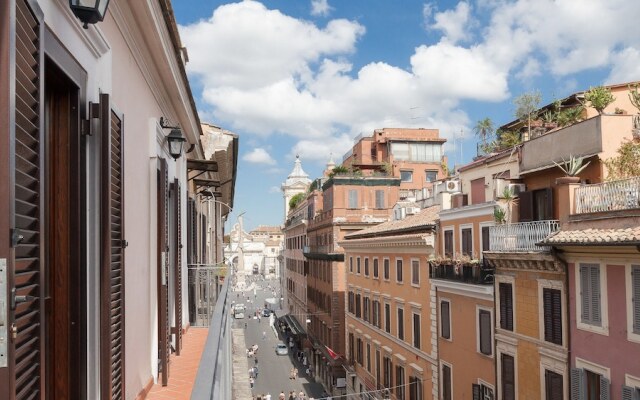 Rental in Rome Deluxe Penthouse