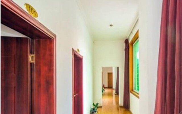 Leshan Hongxuan Hotel