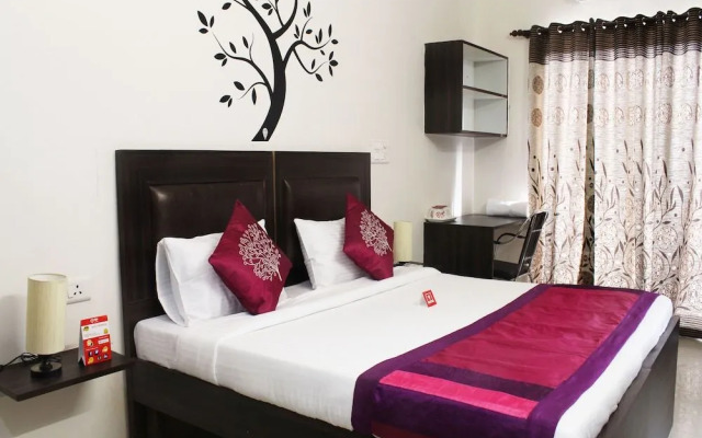 OYO 2384 Hotel Epic Inn