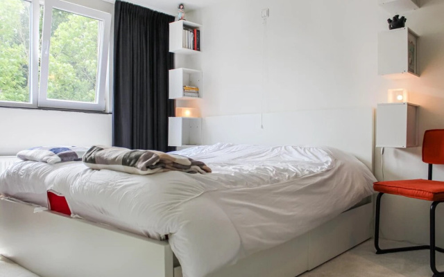 Amazing Ship/boat in Winsum With Wifi and 1 Bedrooms