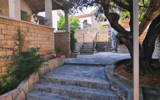 Apartments Vrsalovic